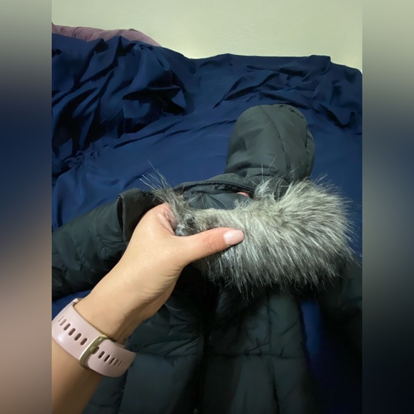 Like-new Columbia Puffy Coat - Picture 7 of 12